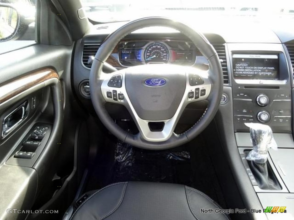2015 Taurus Limited AWD - Tuxedo Black Metallic / Charcoal Black photo #15