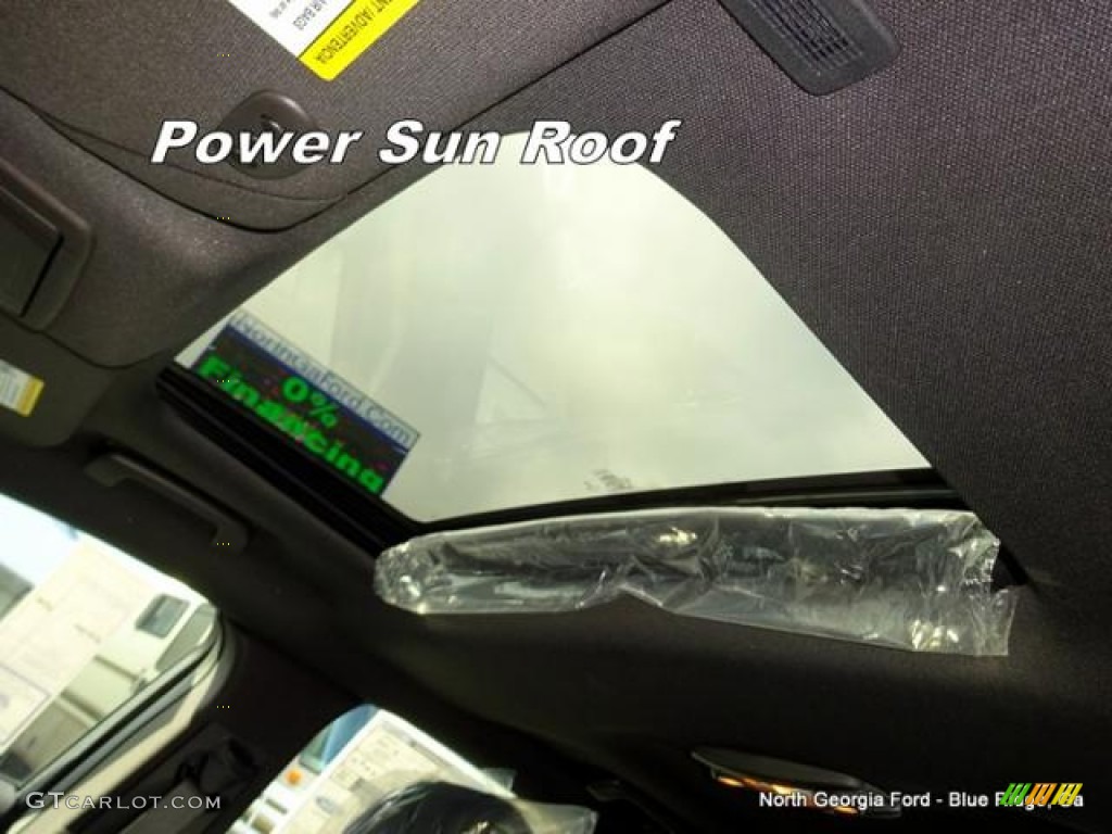 2015 Taurus Limited AWD - Tuxedo Black Metallic / Charcoal Black photo #25