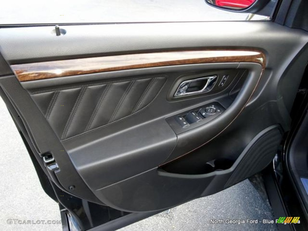 2015 Taurus Limited AWD - Tuxedo Black Metallic / Charcoal Black photo #28