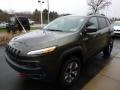ECO Green Pearl - Cherokee Trailhawk 4x4 Photo No. 8