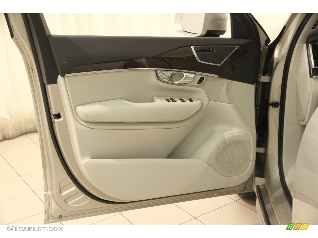 2016 Volvo XC90 T6 AWD Blond Door Panel Photo #109563882