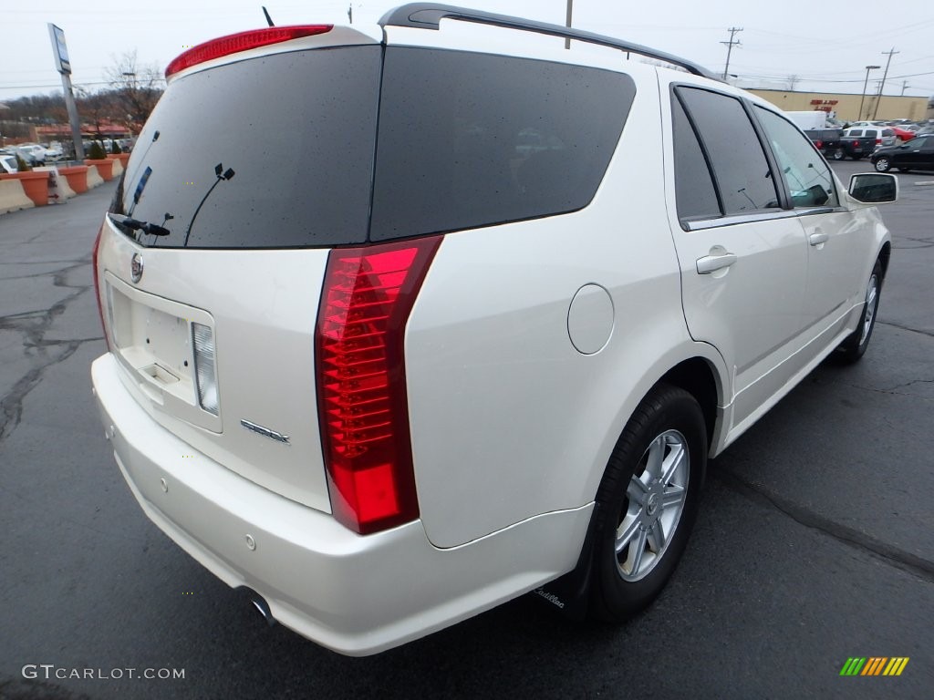 2005 SRX V6 - White Diamond / Light Neutral photo #8