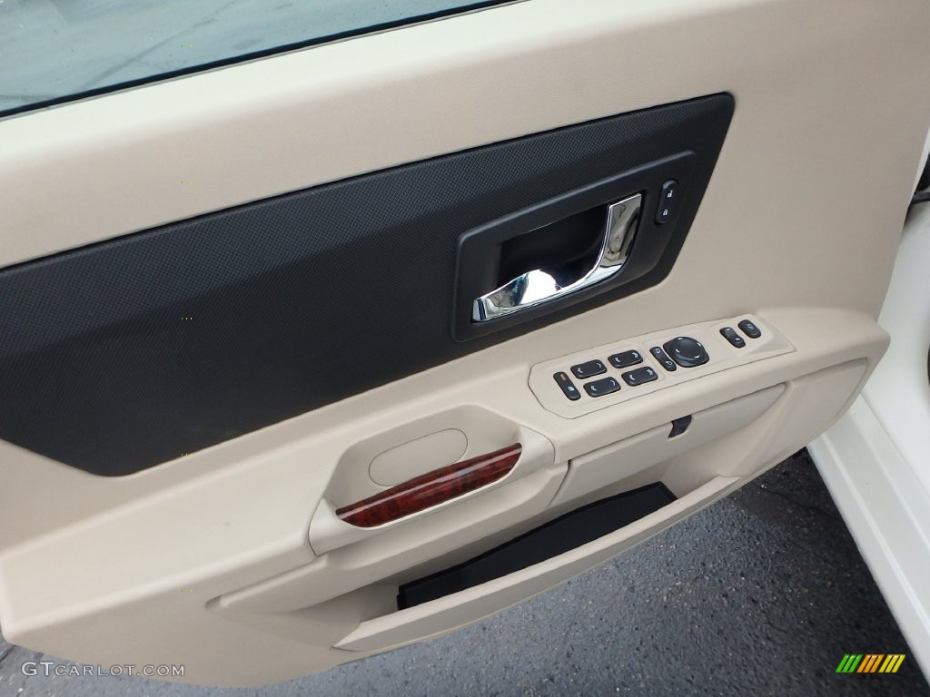 2005 SRX V6 - White Diamond / Light Neutral photo #25