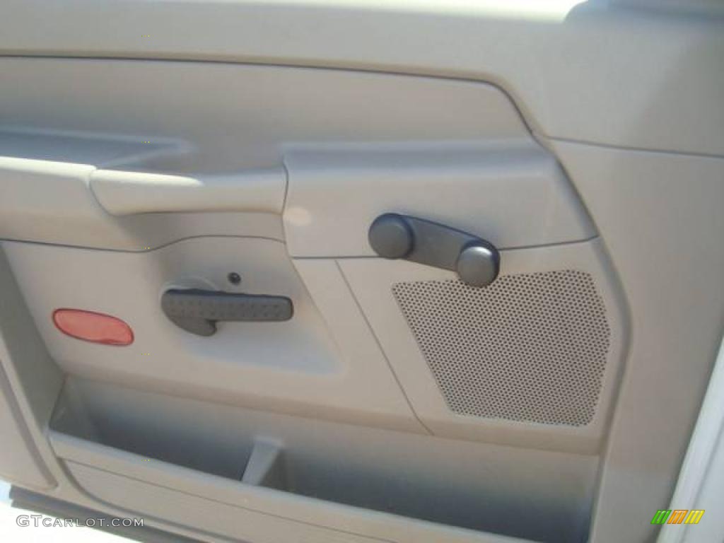 2007 Ram 1500 ST Regular Cab - Bright White / Khaki Beige photo #11