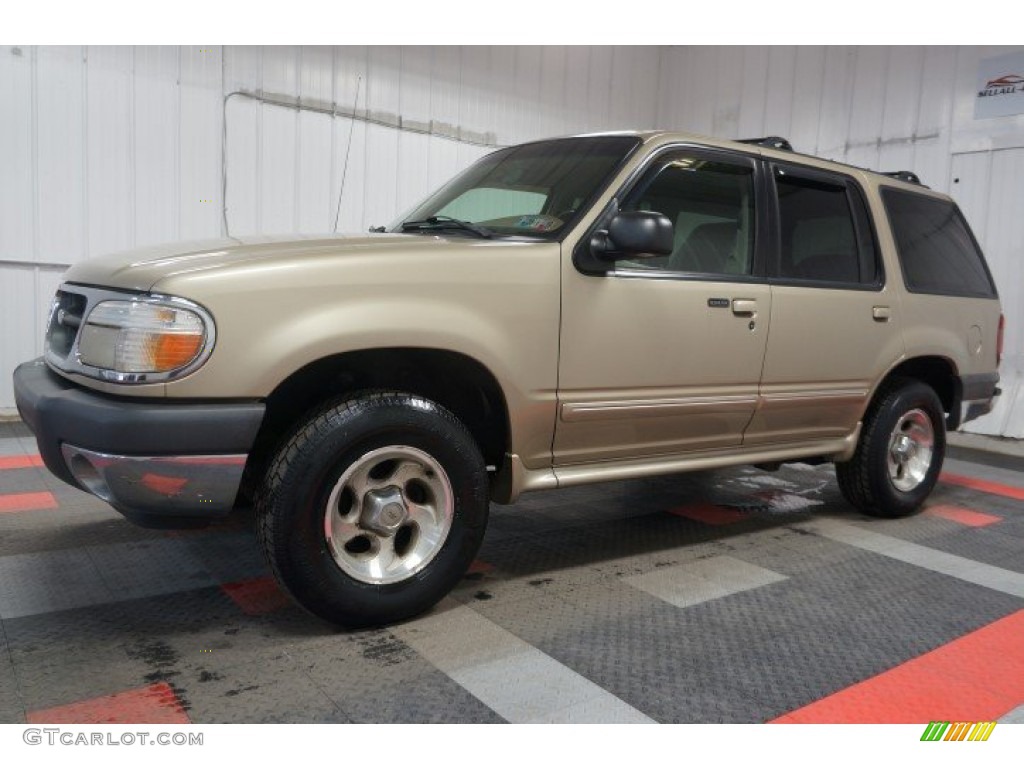 2001 Explorer XLT 4x4 - Harvest Gold Metallic / Medium Prairie Tan photo #2