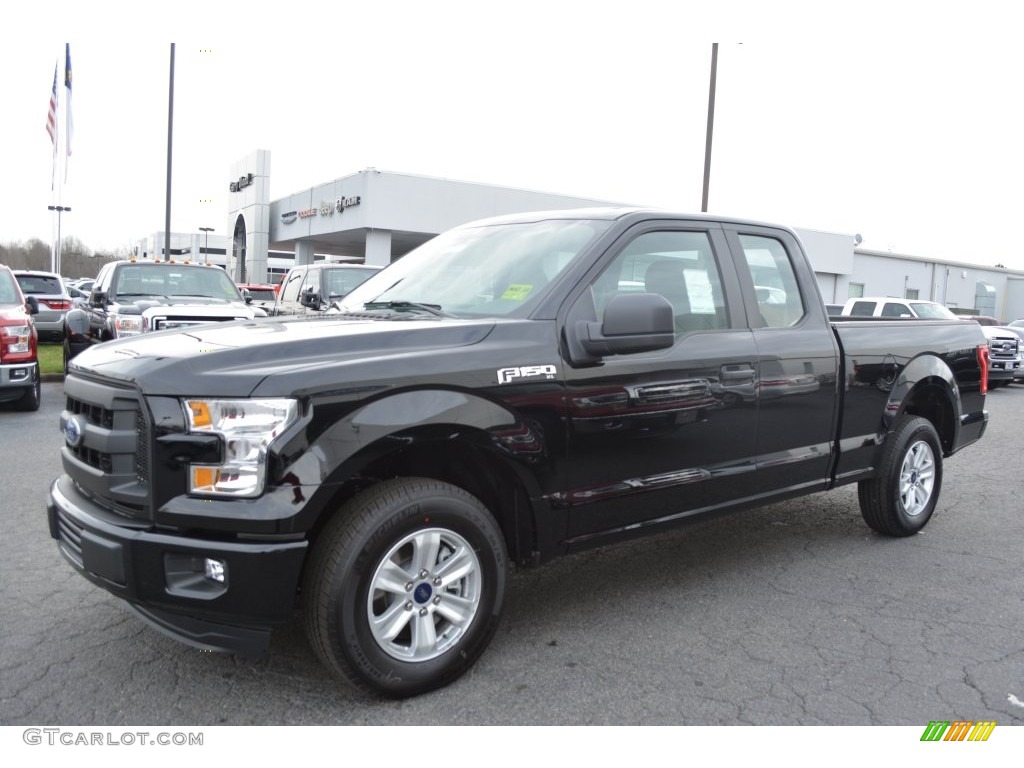 2016 F150 XL SuperCab - Shadow Black / Medium Earth Gray photo #3