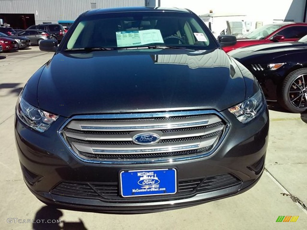2015 Taurus SE - Magnetic Metallic / Dune photo #7