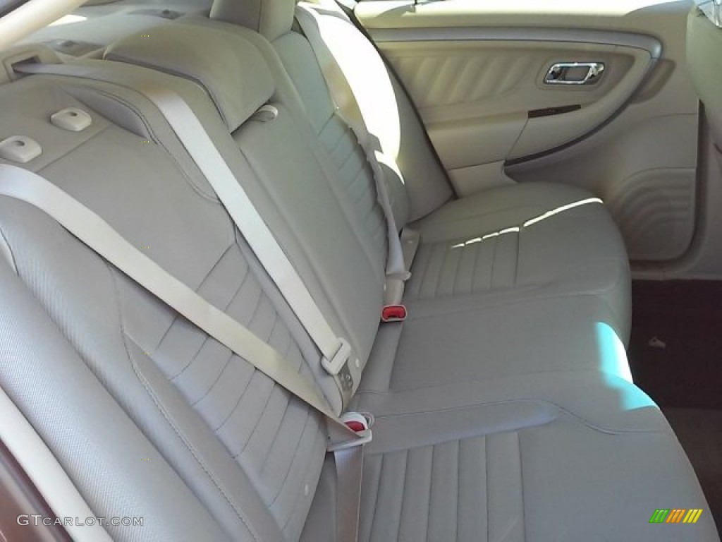 2015 Taurus SE - Magnetic Metallic / Dune photo #15