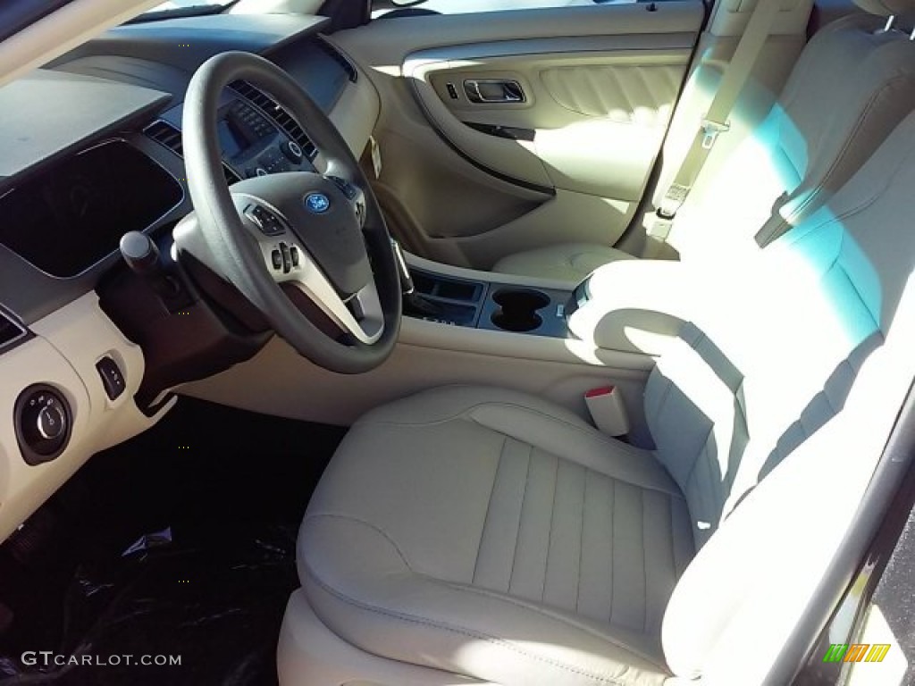 2015 Taurus SE - Magnetic Metallic / Dune photo #24