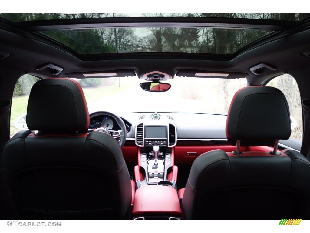 2016 Cayenne S - White / Black/Garnet Red photo #25