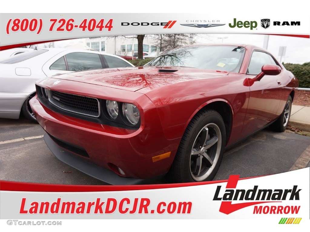 2010 Challenger SE - Inferno Red Crystal Pearl / Dark Slate Gray photo #1