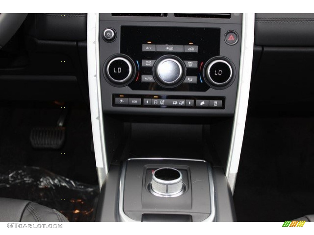 2016 Land Rover Discovery Sport SE 4WD Controls Photo #109595306