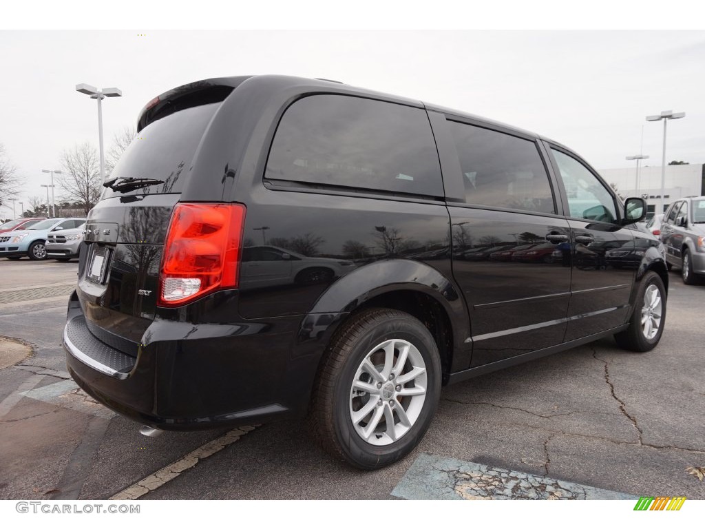 2016 Grand Caravan SXT - Brilliant Black Crystal Pearl / Black/Light Graystone photo #3