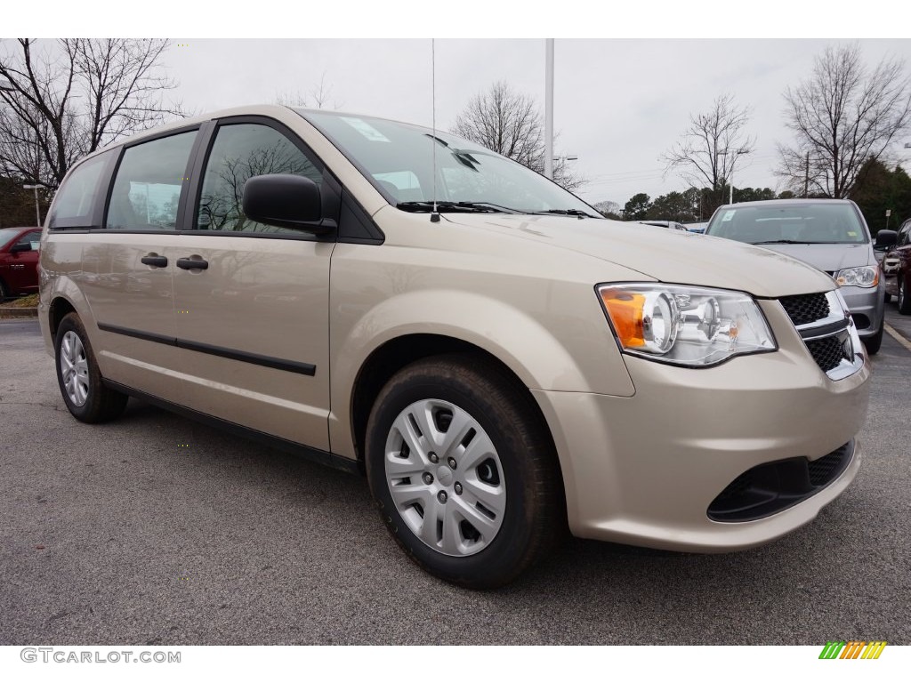 Cashmere/Sandstone Pearl 2016 Dodge Grand Caravan American Value Package Exterior Photo #109596137