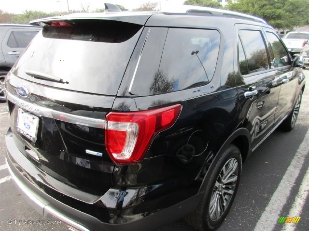2016 Explorer Platinum 4WD - Shadow Black / Platinum Medium Soft Ceramic Nirvana Leather photo #7