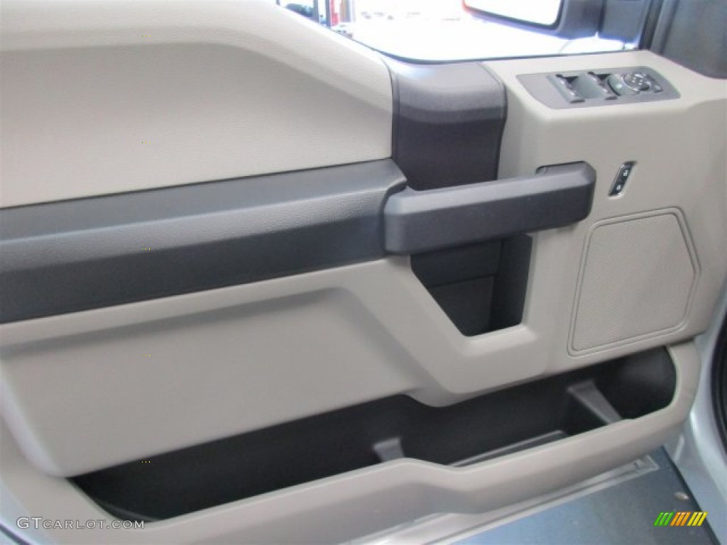 2016 F150 XL SuperCrew - Ingot Silver / Medium Earth Gray photo #13