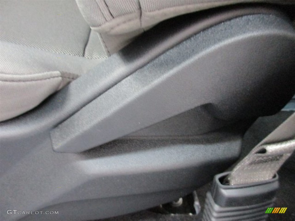 2016 F150 XL SuperCrew - Ingot Silver / Medium Earth Gray photo #14