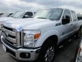 2016 Oxford White Ford F250 Super Duty Lariat Crew Cab 4x4  photo #2