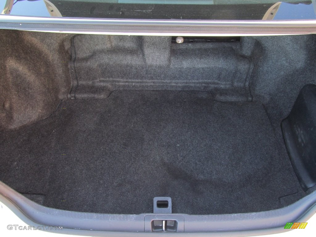 2013 Camry Hybrid LE - Super White / Light Gray photo #24