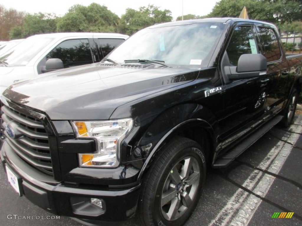 2016 F150 XLT SuperCrew - Shadow Black / Black photo #2