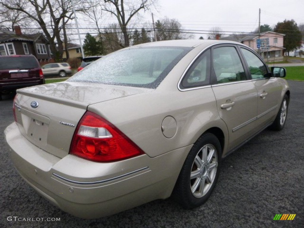 2005 Five Hundred Limited AWD - Pueblo Gold Metallic / Pebble Beige photo #3