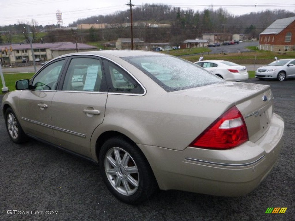 2005 Five Hundred Limited AWD - Pueblo Gold Metallic / Pebble Beige photo #6