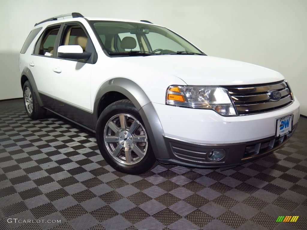 2008 Taurus X SEL AWD - Oxford White / Camel photo #1