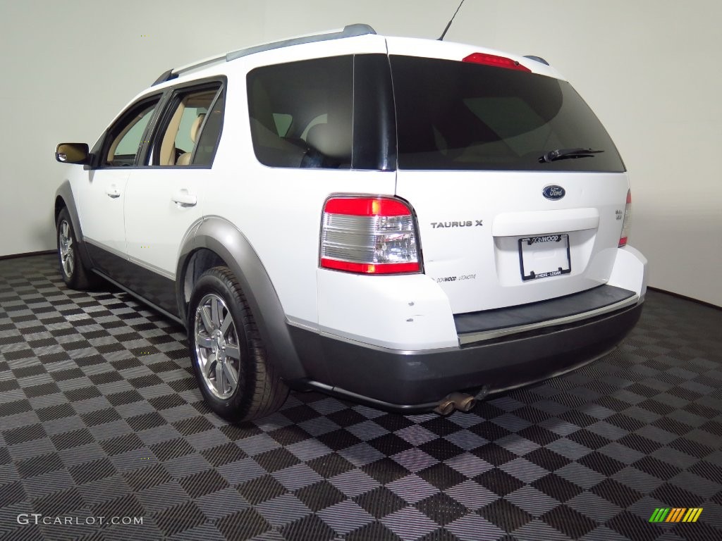 2008 Taurus X SEL AWD - Oxford White / Camel photo #4