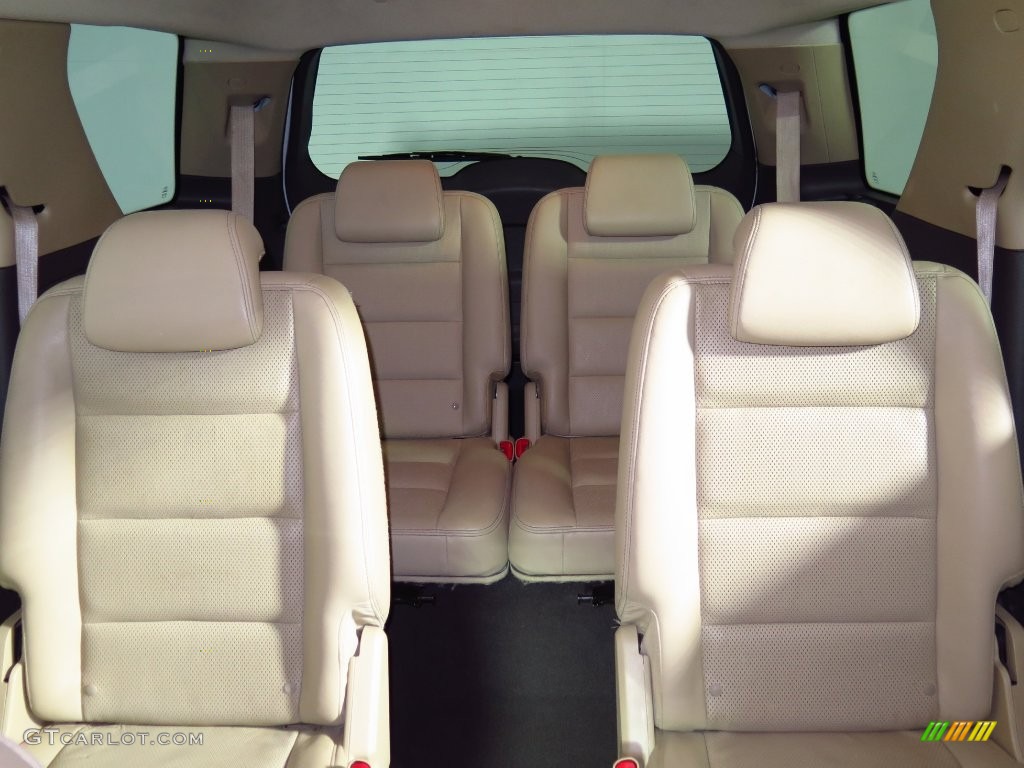 2008 Taurus X SEL AWD - Oxford White / Camel photo #12