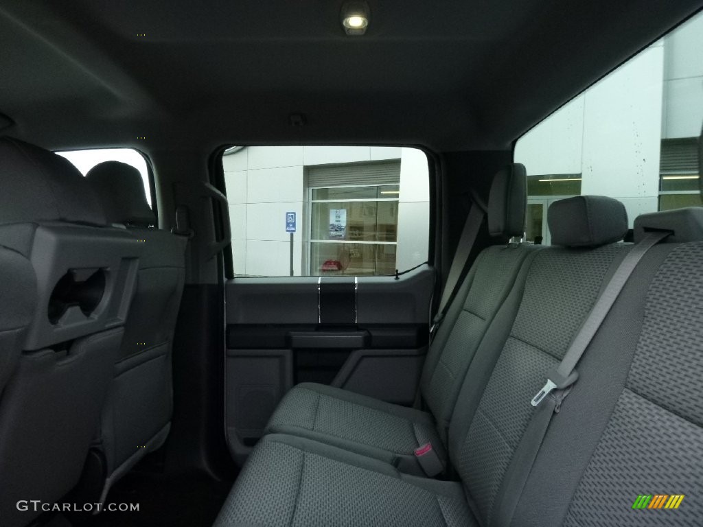 2016 F150 XLT SuperCrew 4x4 - Oxford White / Medium Earth Gray photo #11