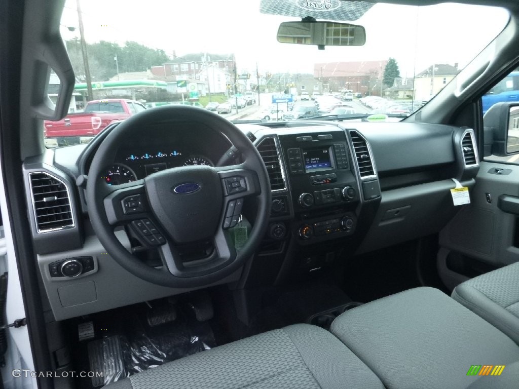 2016 F150 XLT SuperCrew 4x4 - Oxford White / Medium Earth Gray photo #12