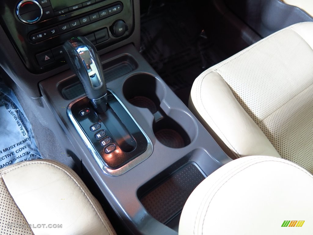2008 Taurus X SEL AWD - Oxford White / Camel photo #19