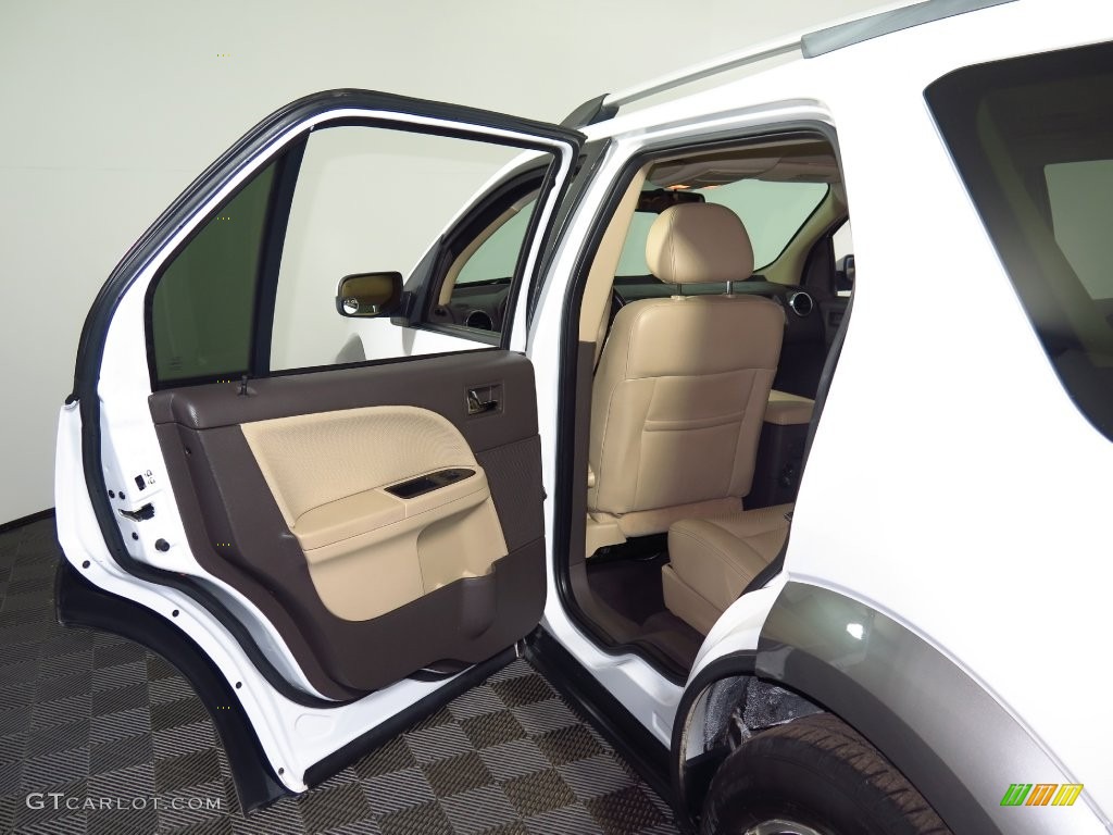 2008 Taurus X SEL AWD - Oxford White / Camel photo #22