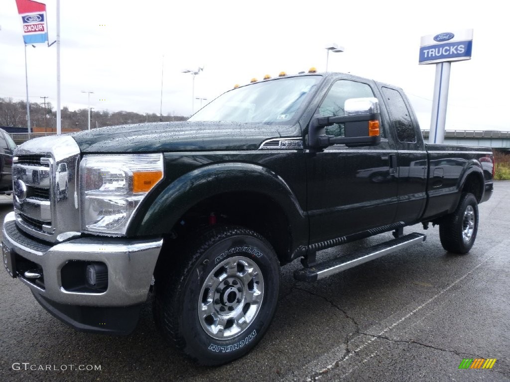2016 F350 Super Duty XLT Super Cab 4x4 - Green Gem Metallic / Steel photo #8