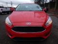 Race Red - Focus SE Hatch Photo No. 9