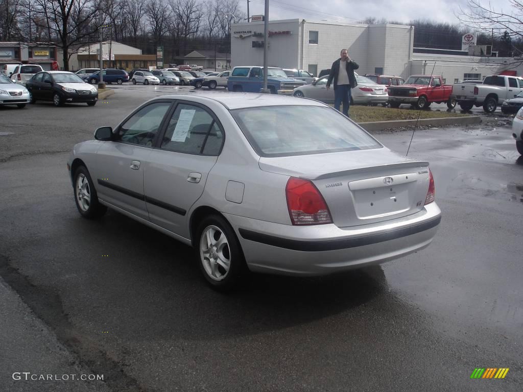 2004 Elantra GT Sedan - Sterling Silver / Gray photo #2