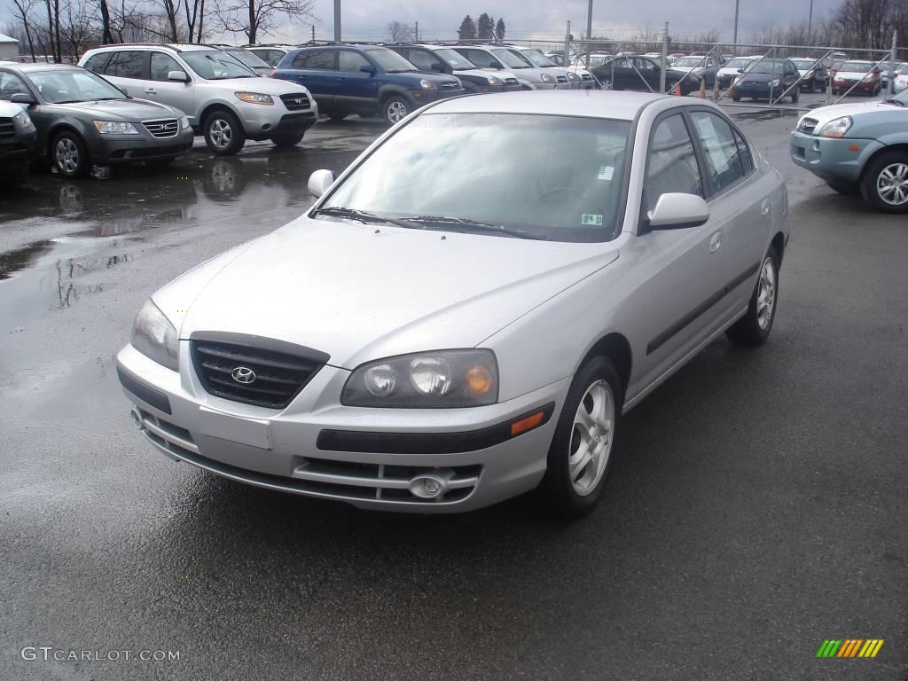 2004 Elantra GT Sedan - Sterling Silver / Gray photo #6