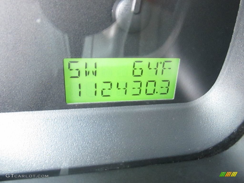 2005 F150 XLT SuperCrew - Bright Red / Medium Flint/Dark Flint Grey photo #34