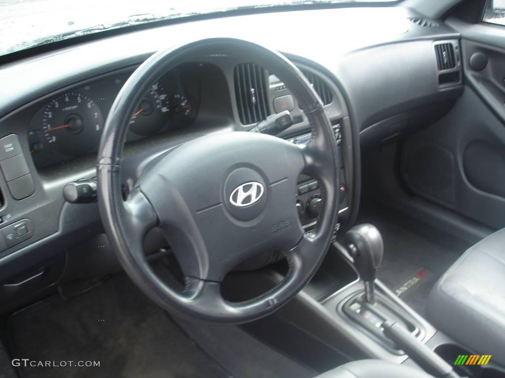 2004 Elantra GT Sedan - Sterling Silver / Gray photo #13