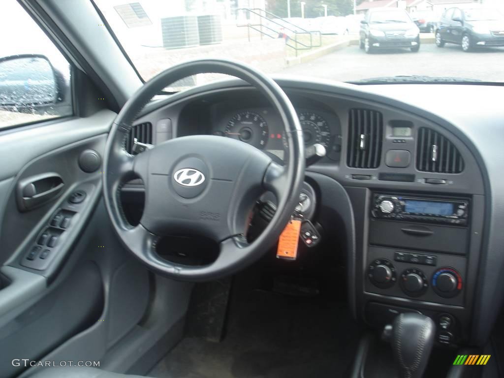 2004 Elantra GT Sedan - Sterling Silver / Gray photo #16