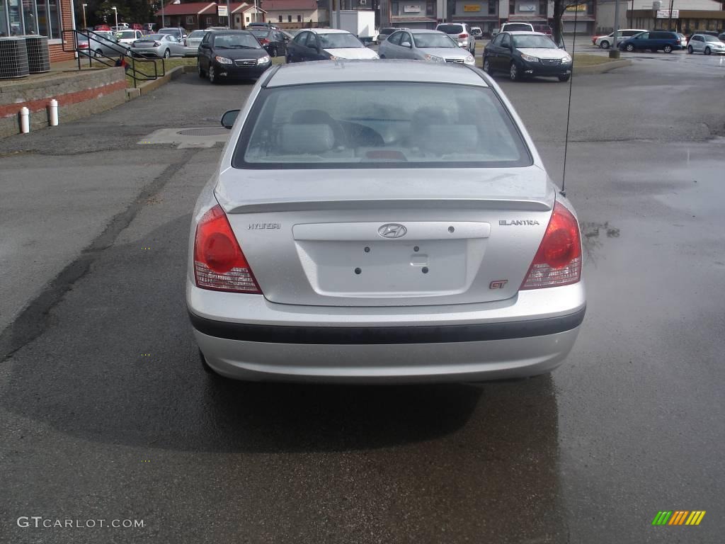 2004 Elantra GT Sedan - Sterling Silver / Gray photo #18