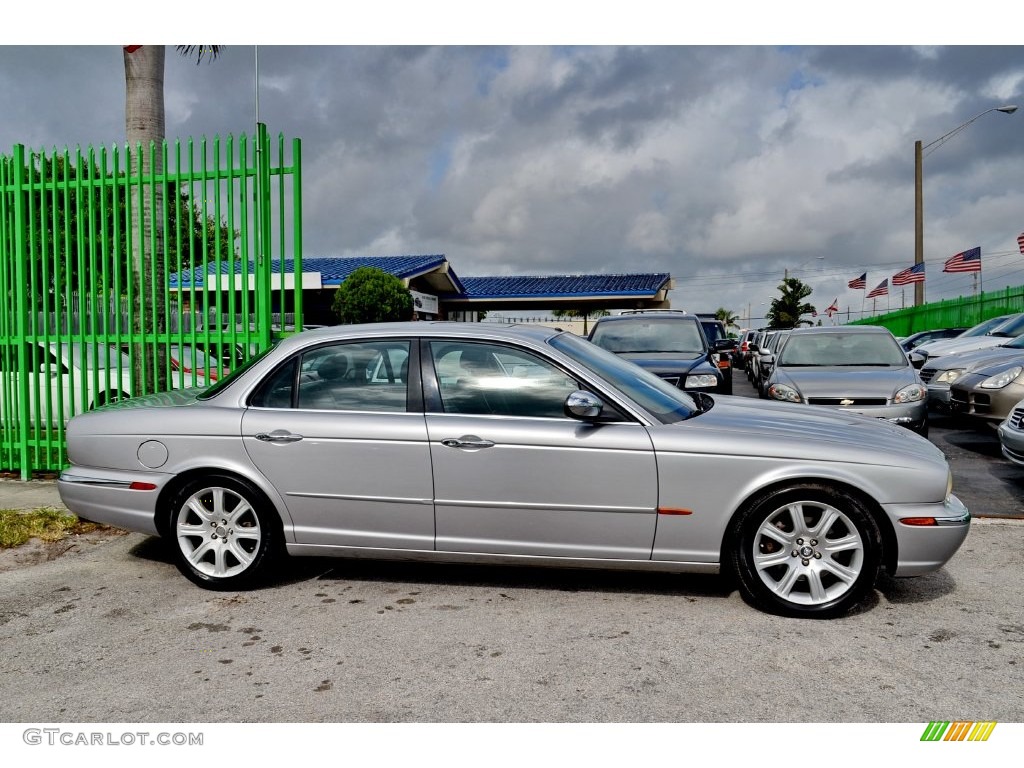 2004 XJ XJ8 - Platinum Silver Metallic / Charcoal photo #7