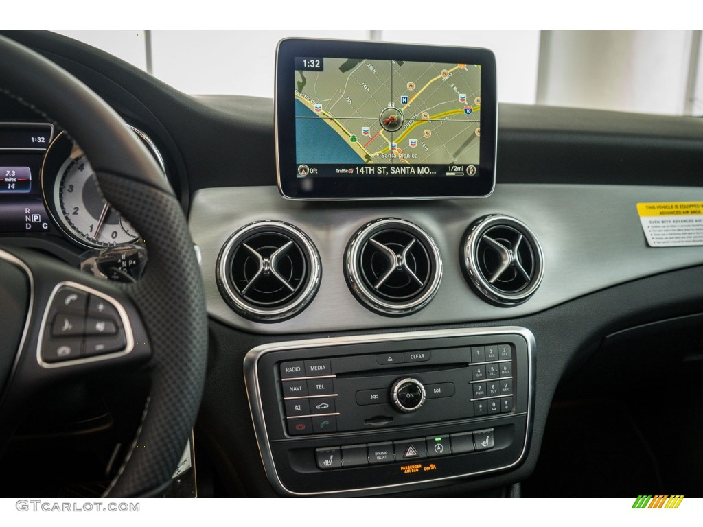 2016 GLA 250 - Jupiter Red / Black photo #8