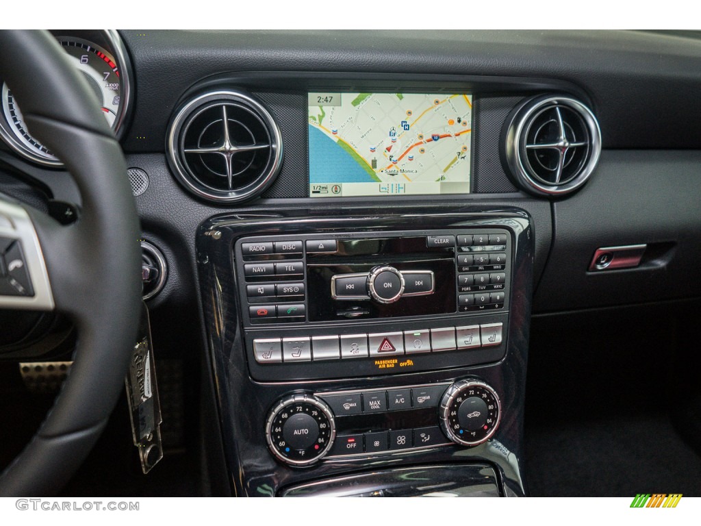 2016 Mercedes-Benz SLK 300 Roadster Controls Photos