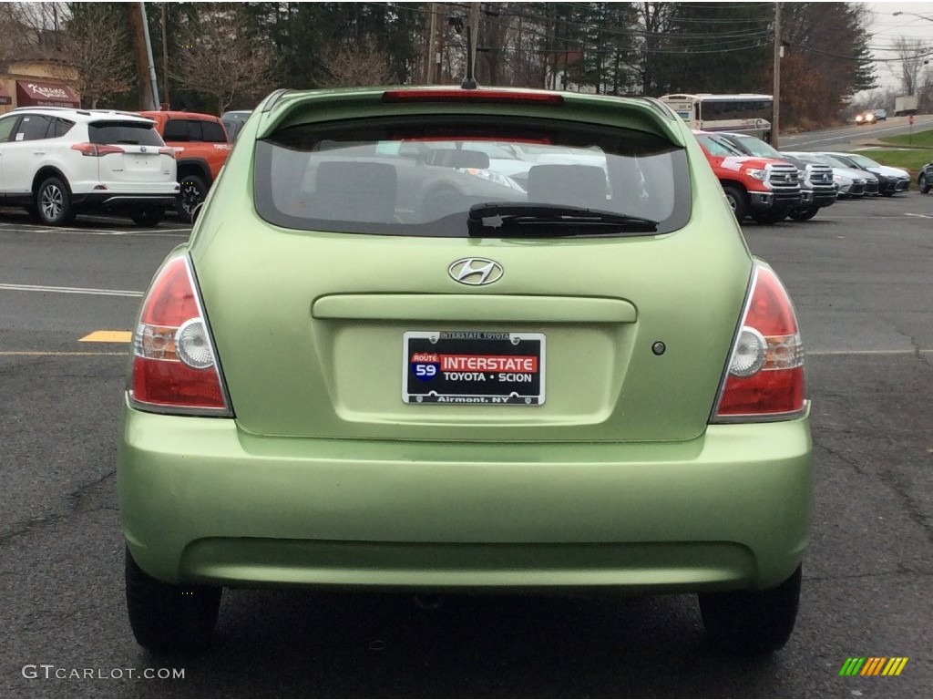2010 Accent GS 3 Door - Apple Green / Black photo #5