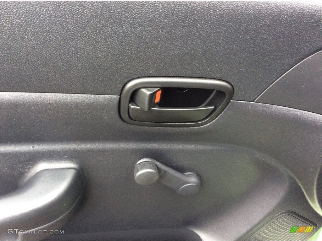 2010 Accent GS 3 Door - Apple Green / Black photo #8
