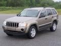 Light Khaki Metallic - Grand Cherokee Laredo Photo No. 43
