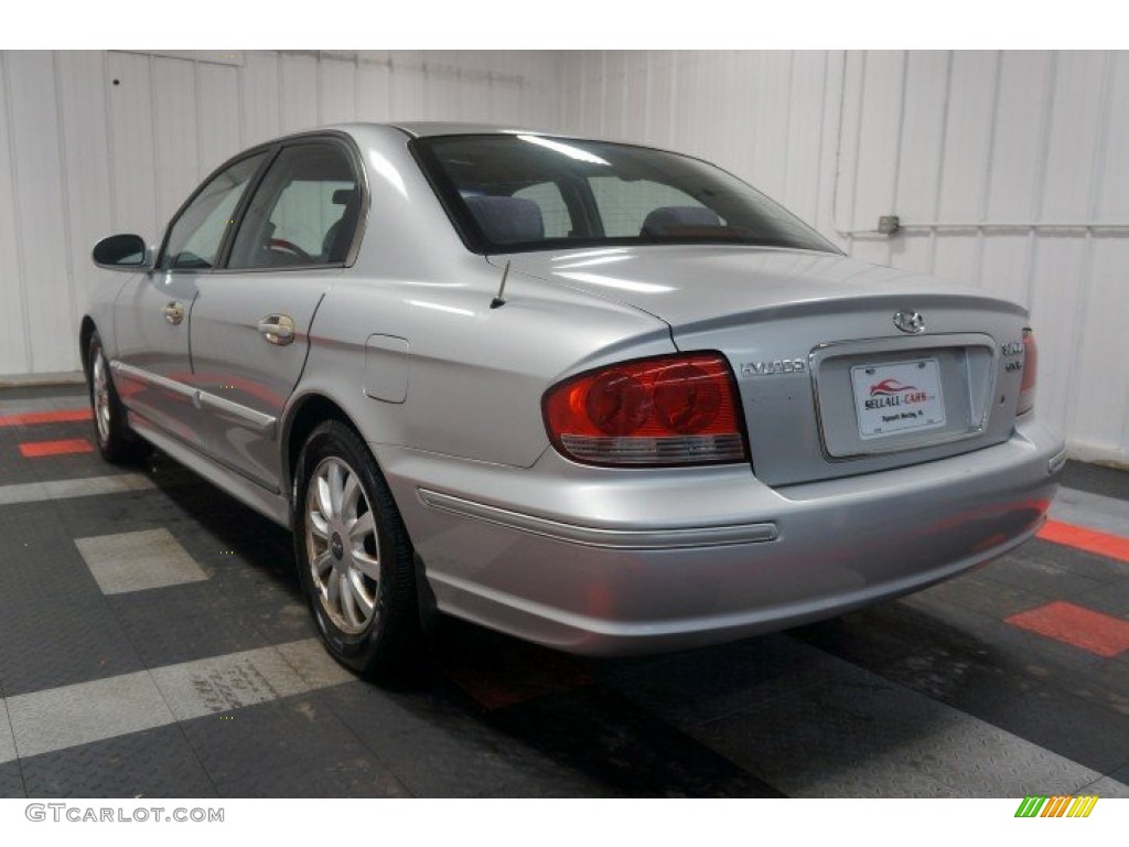 2003 Sonata GLS V6 - Brilliant Silver Metallic / Beige photo #10