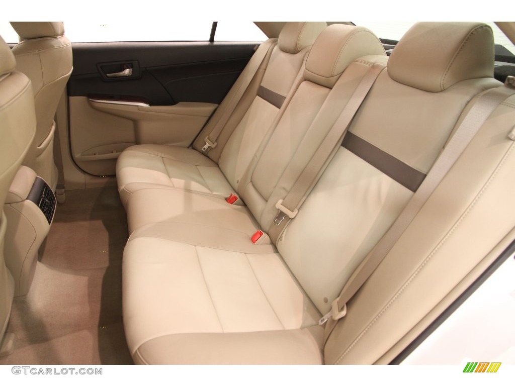 2013 Camry XLE V6 - Super White / Ivory photo #15