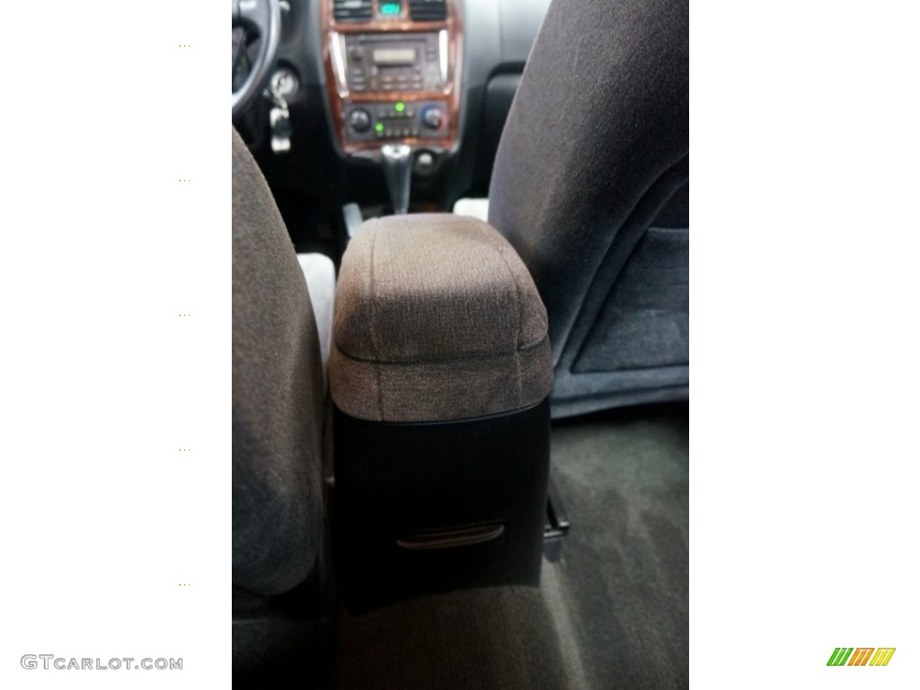 2003 Sonata GLS V6 - Brilliant Silver Metallic / Beige photo #26